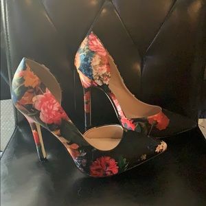 Flower heels